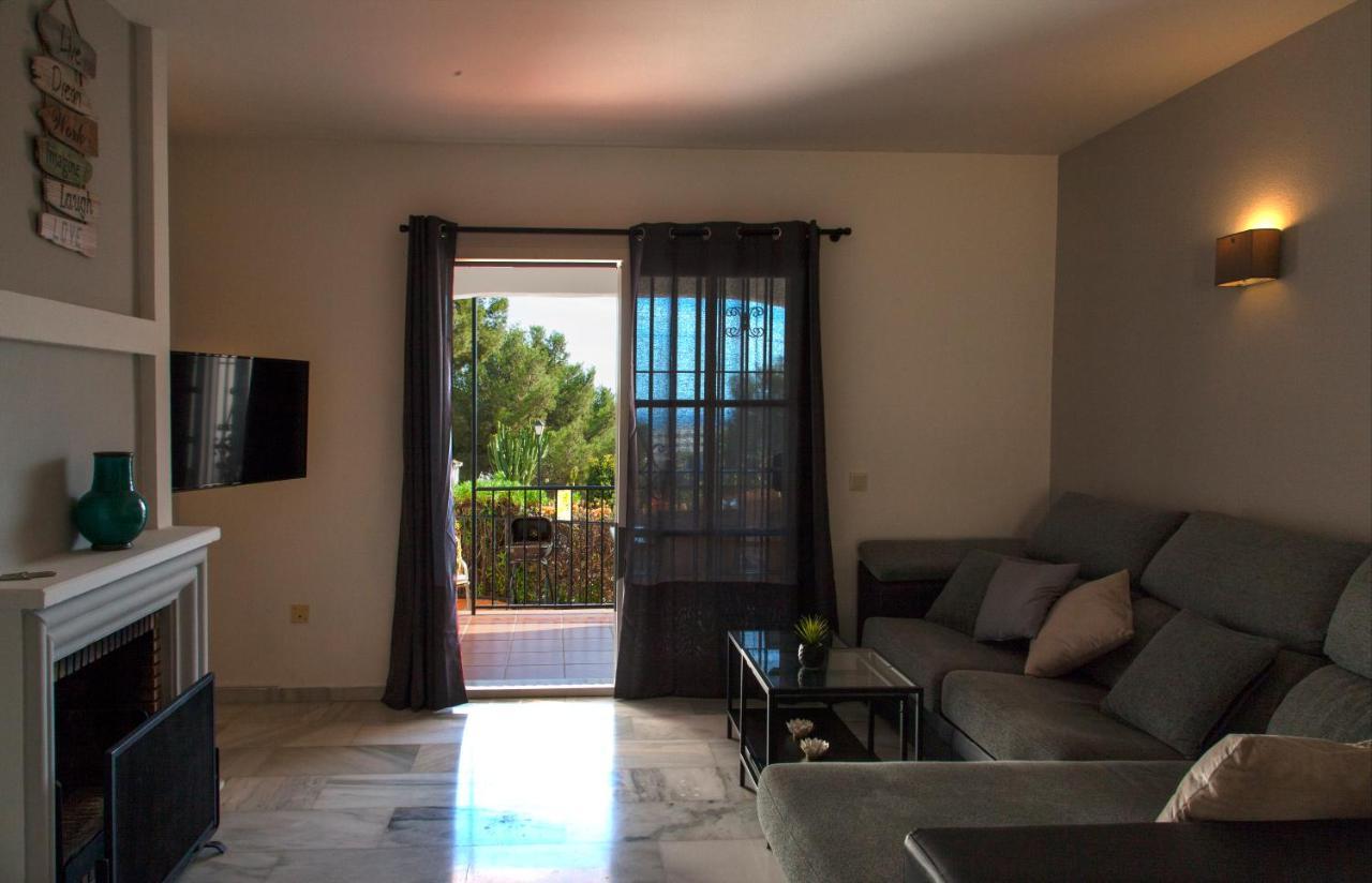 Villa Agradable adosado con piscina la Hidalga Benalmádena Exterior foto